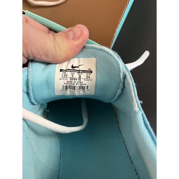 Nike 525104418 Youth Girls 5.5 Stefan Janoski Skateboarding Sneakers- Preowned - Picture 9 of 9